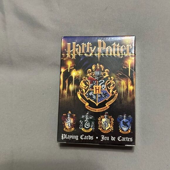 Harry Potter House Crests Playing Cards - Picture 1 of 2